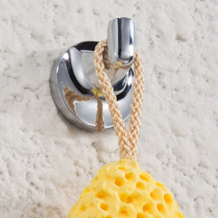 Crochet mural inox rond chromé brillant utilisé pour accessoires salle de bain