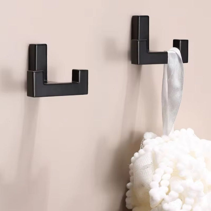 Patère double crochet noir pour la salle de bain