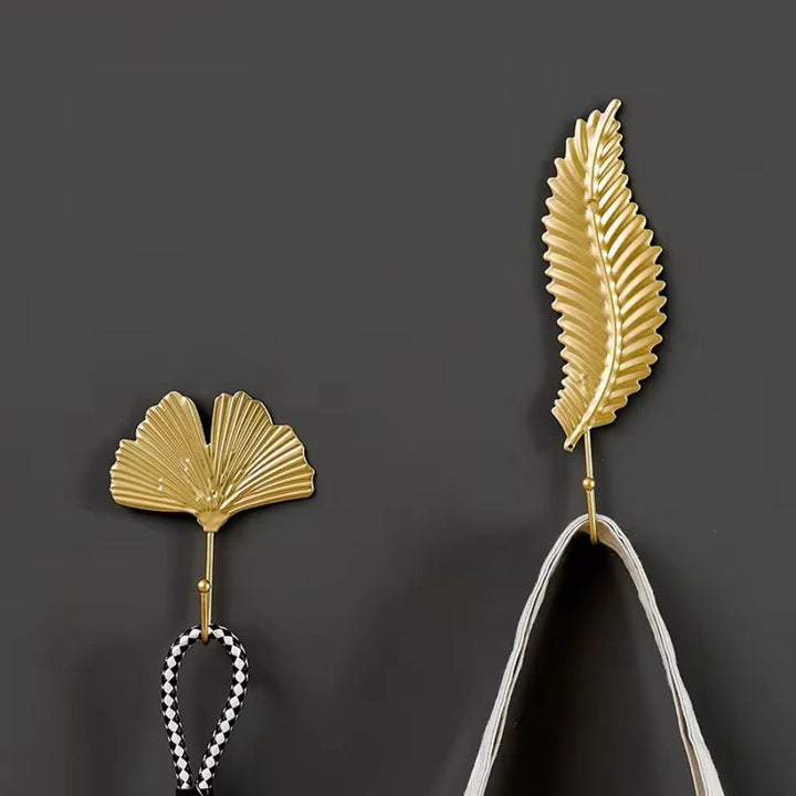 Patère en forme de feuille