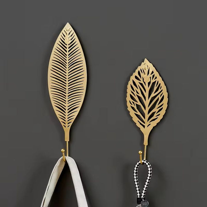 Patère en forme de feuille