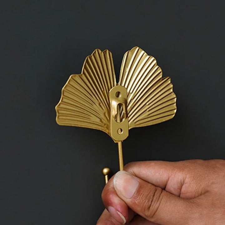 Patère en forme de feuille