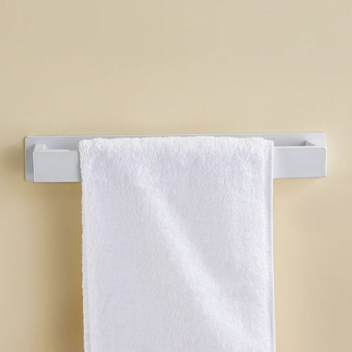Porte serviette auto adhésif blanc